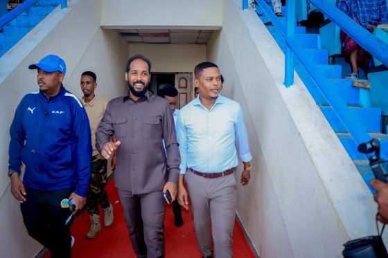 The Somali Federal Ministers of Information and Youth & Sports attended he match between Heegan and MCC.